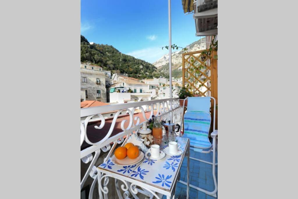 Charming Apartment In The Centre Of Амальфи Экстерьер фото